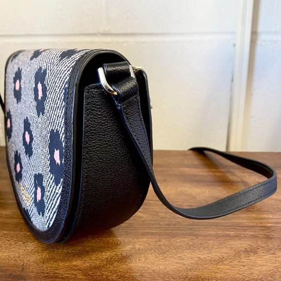 NWT Kate Spade New York Floral Crescent Crossbody Bag - Picture 3 of 8